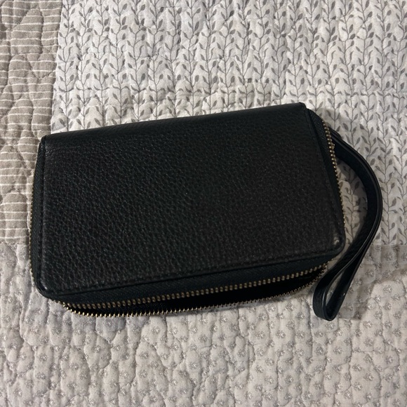 Marc Jacobs Black Textured Wristlet - Picture 2 of 3